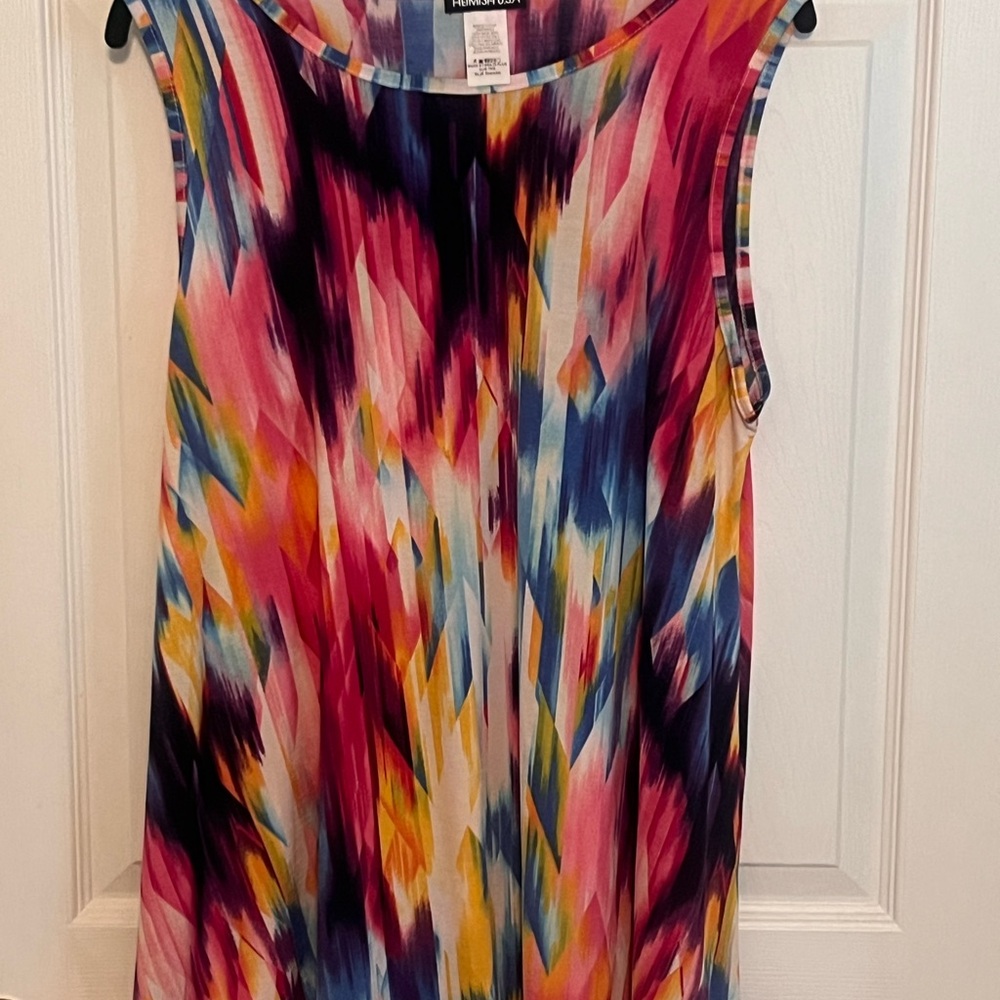 Colorful design flowing tank top